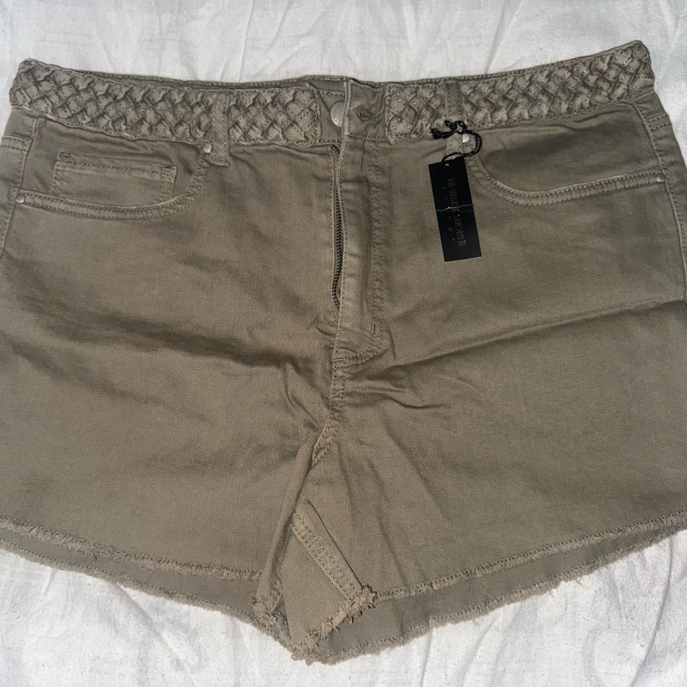 Women's Tan Shorts